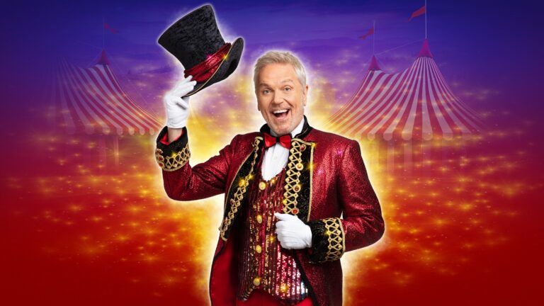 Goldilocks and The Three Bears (Pantomime) @ New Victoria Theatre Woking