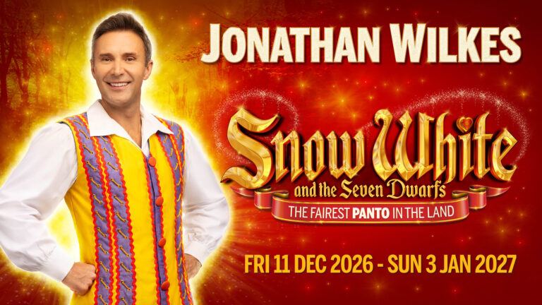 Snow White (Pantomime) @ Regent Theatre Stoke-on-Trent